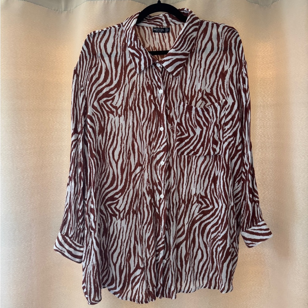 Nasty Gal Brown & White Zebra-Print Button-Down Shirt
